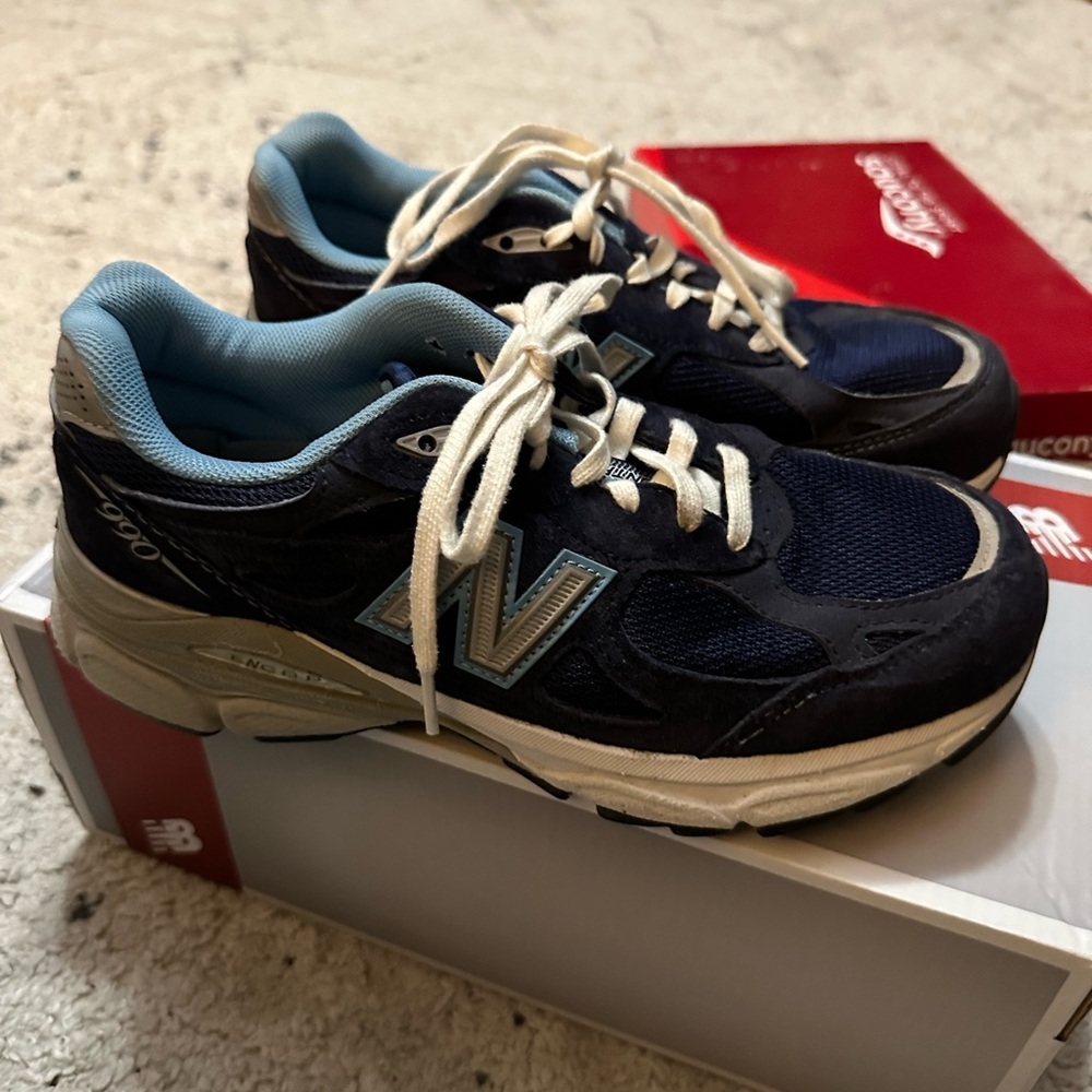 New Balance 990 Dark Blue, White and Light Gray Sneakers Size 6.5 D - Picture 7 of 7
